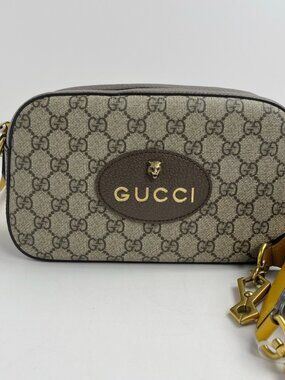 GUCCl Neo Vintage Collection Gold Foil Logo Metal Tiger Head Camera Bag